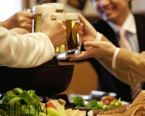 喝酒會(huì)影響記憶力嗎？喝酒會(huì)影響大腦嗎？