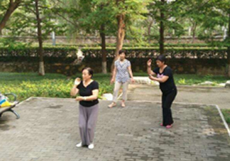 八段錦能治什么病？太極拳八段錦五禽戲哪一種最好