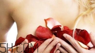 是什么因素決定了乳房大小？乳房脹痛是怎么回事
