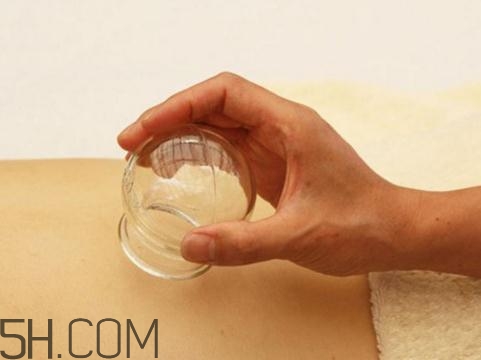 關(guān)節(jié)炎可以拔火罐嗎？關(guān)節(jié)炎拔罐管用嗎？