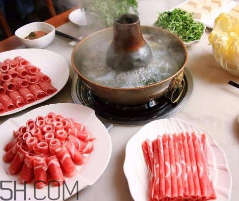 涮羊肉哪個(gè)部位最好吃？涮羊肉都有什么菜？