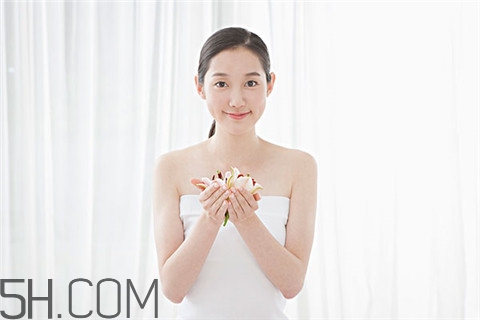 烤瓷牙會(huì)改變臉型嗎？烤瓷牙會(huì)裂嗎？