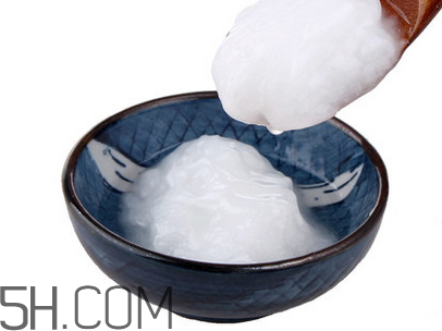 護發(fā)精油需要洗嗎？椰子油護發(fā)怎么用？