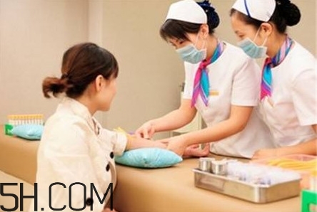公司體檢都檢查什么項(xiàng)目？一年中最佳體檢時(shí)間是什么時(shí)候