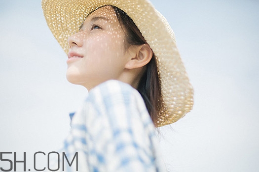 洗發(fā)水過敏的癥狀是什么？頭發(fā)毛躁怎么變得柔順光滑？