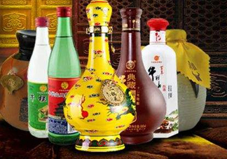牛欄山二鍋頭是勾兌的嗎？百年牛欄山52度價(jià)格