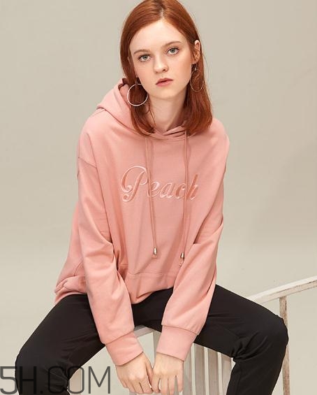闊色衣服質(zhì)量好嗎？闊色有實(shí)體店嗎？