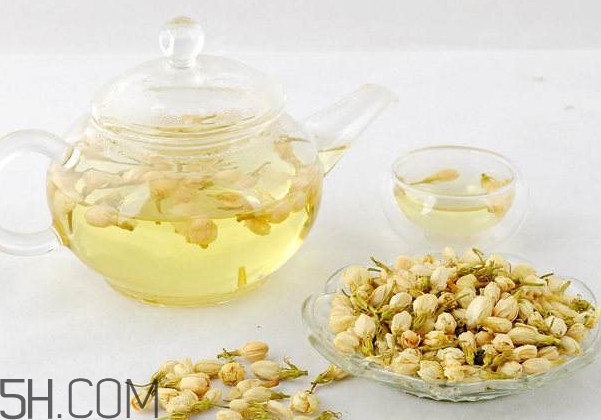 茉莉花茶是帶花的好還是不帶花的好？哪里的茉莉花茶最好