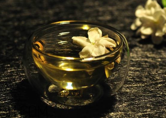 茉莉花茶是綠茶嗎？茉莉花茶什么時(shí)候喝最好
