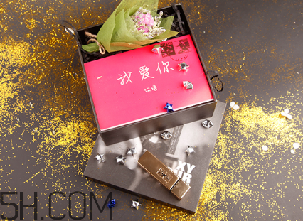 ysl圣羅蘭2018年春季彩妝有什么？ysl2018春季彩妝價(jià)格
