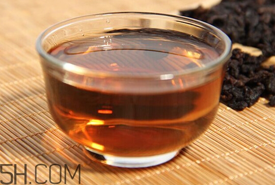 天氣干燥煲什么湯喝最好？氣候干燥喝什么茶好