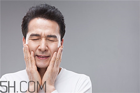 酒精肝能治好嗎？酒精肝早期什么癥狀？