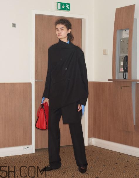 balenciaga巴黎世家2018度假系列怎么樣_好看嗎？
