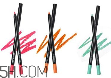 女生怎樣學(xué)會(huì)快速化妝？新手化妝需要的基本用品