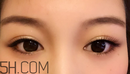 桃花妝眼影是什么顏色？眼影排行榜10強