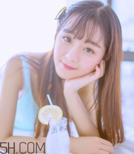女生說自己胖怎么回答？女生說自己胖怎么回復？