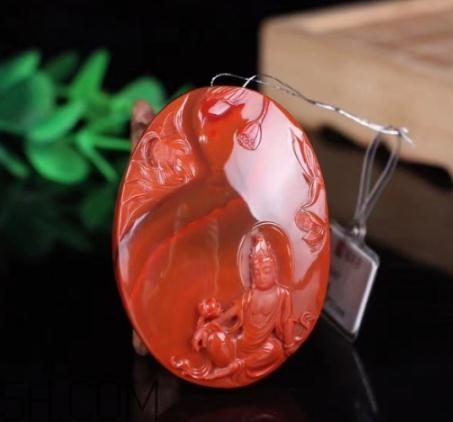 南紅瑪瑙可以泡水嗎？南紅瑪瑙能沾水嗎？