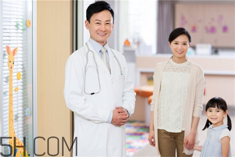 冠心病對眼睛有影響嗎？冠心病有生命危險嗎？