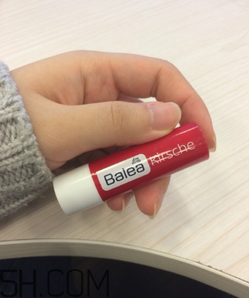 balea櫻桃潤唇膏好用嗎？balea櫻桃潤唇膏多少錢？