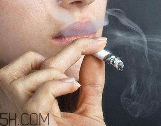 經(jīng)常吸二手煙吃什么好？怎樣減少二手煙的吸入