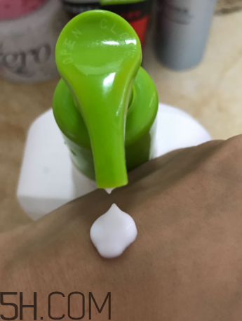 絲塔芙保濕潤膚乳嬰兒能用嗎？絲塔芙潤膚乳怎么樣？