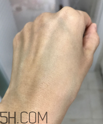 絲塔芙保濕潤膚乳嬰兒能用嗎？絲塔芙潤膚乳怎么樣？