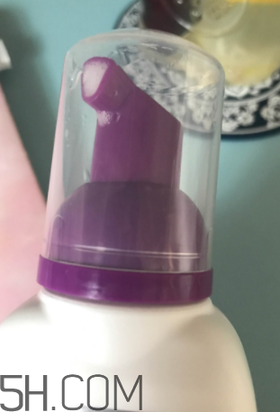 絲塔芙泡沫潔面乳怎么用？泡沫潔面乳用法