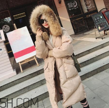 羽絨服會越穿越松嗎？羽絨服會越穿越大嗎？