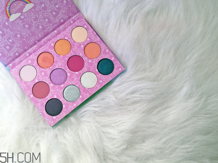 colourpop眼影盤哪款好_colourpop眼影盤試色對(duì)比