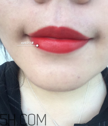 迪奧999和cpb311哪個(gè)好看？cpb奢華艷光唇膏價(jià)格多少錢？
