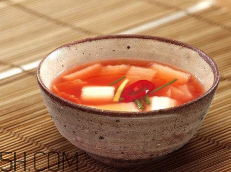 泡菜水多久換一次？泡菜水粘稠拉絲正常嗎