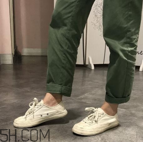 帆布鞋鞋底發(fā)黃怎么辦？帆布鞋鞋底怎么洗白？