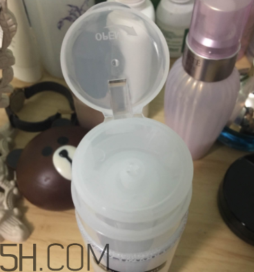 露得清卸妝水好用嗎？露得清卸妝水怎么樣？