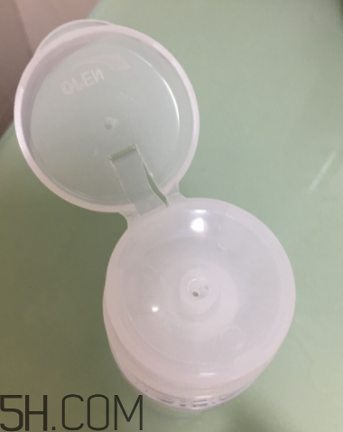 露得清卸妝水怎么用？露得清卸妝水多少錢？