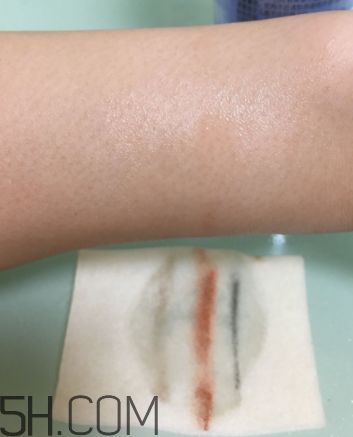 露得清卸妝水怎么用？露得清卸妝水多少錢？