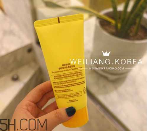 為什么洗臉要用洗面奶？洗面奶的基本使用方法