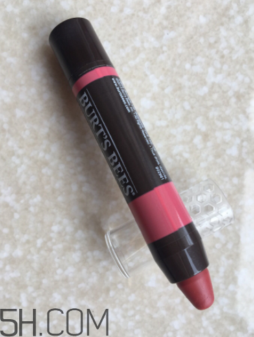 小蜜蜂唇膏筆怎么樣？小蜜蜂唇膏筆好用嗎？