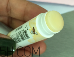 小蜜蜂細(xì)致修護(hù)唇膏怎么樣？好用嗎？