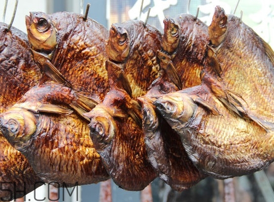 咸魚要泡多久？咸魚用冷水泡好還是熱水泡好