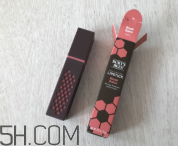小蜜蜂口紅好用嗎？小蜜蜂口紅試色