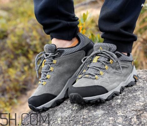 登山鞋買(mǎi)高幫還是低幫？登山鞋買(mǎi)小了怎么辦？