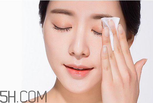 卸妝油如何卸眼妝？不化妝怎么用卸妝油？