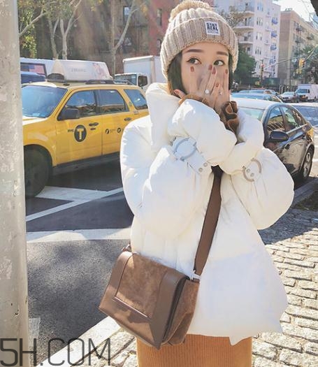 棉服上的油怎么洗掉？棉服跑棉怎么辦？