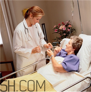 白內(nèi)障能治好嗎？白內(nèi)障能做二次手術(shù)嗎？
