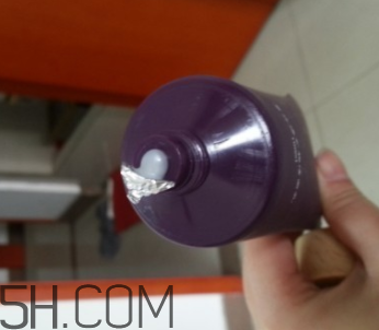 御泥坊黑玫瑰潔面乳怎么樣？御泥坊黑玫瑰潔面乳好用嗎？