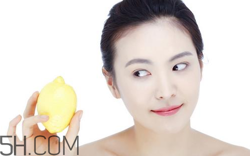 卸妝油可以祛痘嗎？卸妝油的錯誤用法