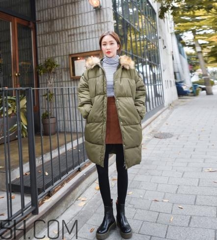 綠色羽絨服怎么搭配？綠色羽絨服搭配圖片