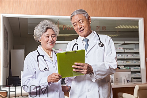 沙眼可以熱敷嗎？沙眼可以做激光手術(shù)嗎？