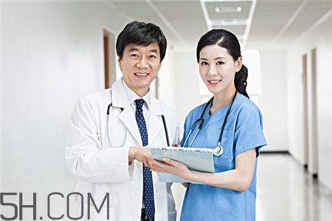 老花眼能恢復(fù)正常嗎？老花眼可以考駕照嗎？