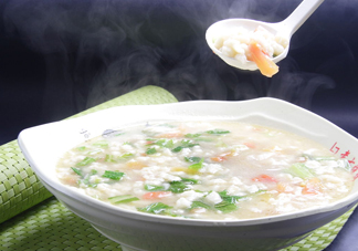 怎樣做疙瘩湯是清湯的？吃白面疙瘩湯有什么好處和壞處